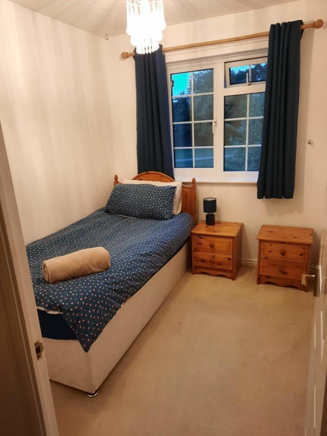 Redmire - 2 Bed 1St Floor Flat Overlooking Green Apartment Darlington  Exterior photo